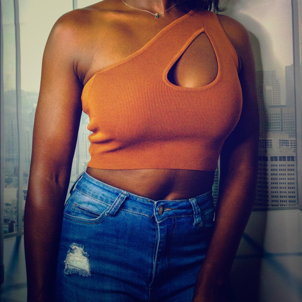 Cross my heart top
